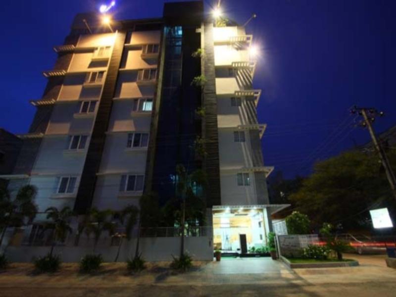 โรงแรมลาเซเรเน่ ไฮเดอราบัด ภายนอก รูปภาพ